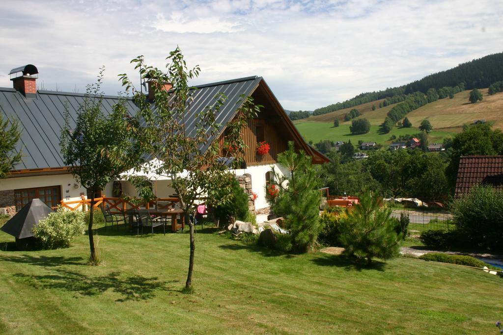 B&B Na Kopecku Rokytnice nad Jizerou Exterior photo